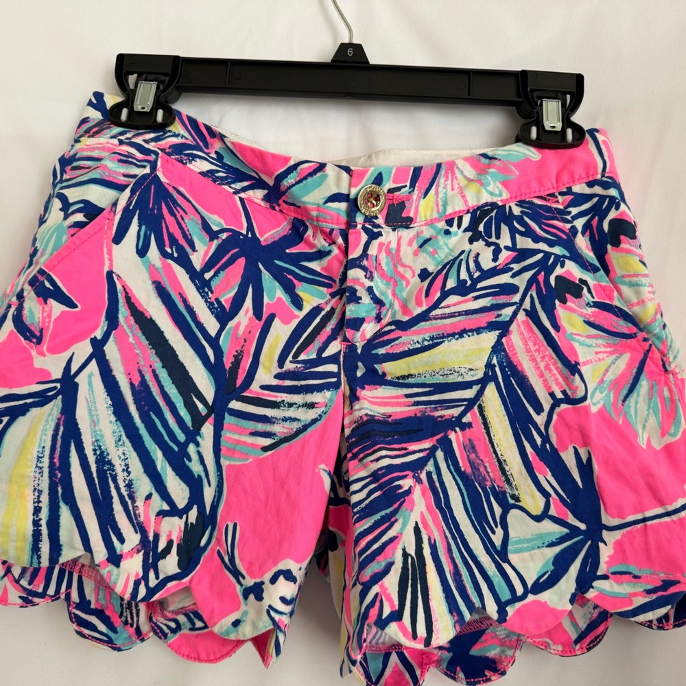 Lily Pulitzer “The Buttercup Short” size 00